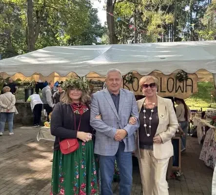 Dożynki gminne w Mieroszowie – podziękowania dla rolników i twórców wieńców