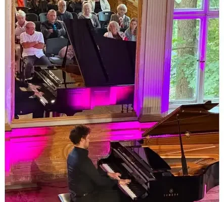 Efekt Chopina w Jedlinie-Zdroju: recital Eryka Parchańskiego porwał publiczność