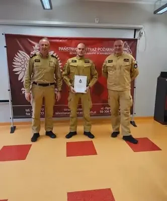 Strażak z Wałbrzycha po służbie uratował rannego rowerzystę
