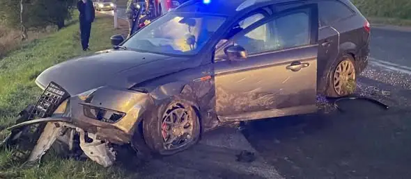 Kolizja na DW-367 między Czarnym Borem a Boguszowem-Gorcami
