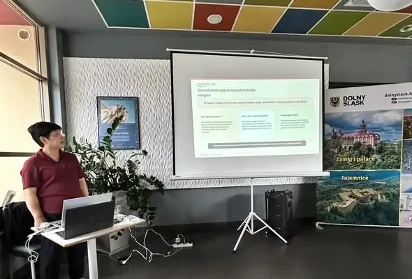 Walim: pracownice Centrum Kultury i Turystyki szkolą się z obsługi turystów z Azji