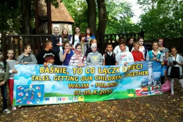 Wspomnienie projektu Comenius w Walimiu i nowa międzynarodowa przygoda uczniów