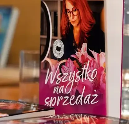 Agata Bizuk promowała w Mieroszowie swoją najnowszą książkę „Wszystko na sprzedaż”