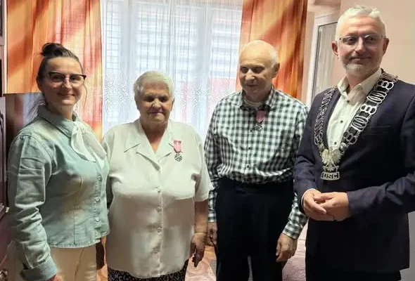 Złote Gody w Głuszycy – medale za 50 lat wspólnego życia