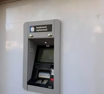 Bankomat PKO BP znów działa w Gorcach – mieszkańcy wywalczyli zmianę