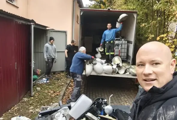 OSP Jedlina-Zdrój zebrała ponad 15 ton elektroodpadów. Rekordowa zbiórka