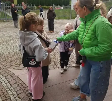 Wałbrzych: uczniowie PSP nr 15 kwestowali na rzecz Fundacji Dzieło Nowego Tysiąclecia