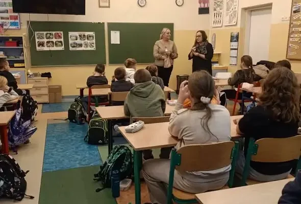 Wałbrzych: doradcy zawodowi z Poradni Psychologiczno-Pedagogicznej odwiedzili uczniów klasy 3C