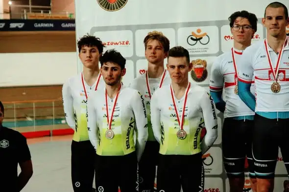Szymon Ilski z gminy Stare Bogaczowice wicemistrzem Polski U23 w kolarstwie torowym