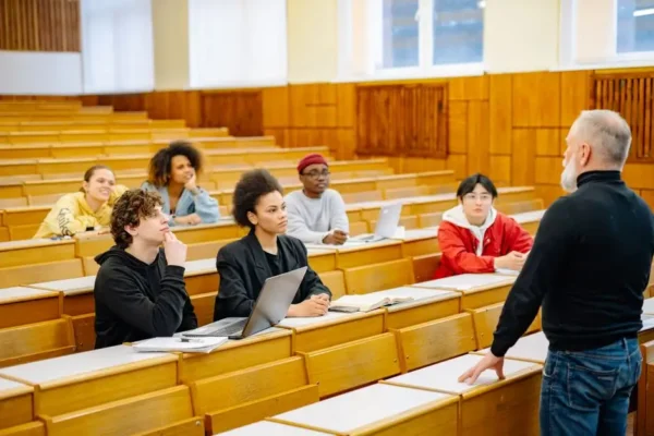 Nowy rok akademicki na Uniwersytecie Trzeciego Wieku w Głuszycy